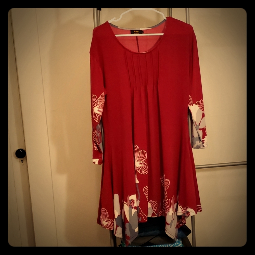 Long-sleeved dress